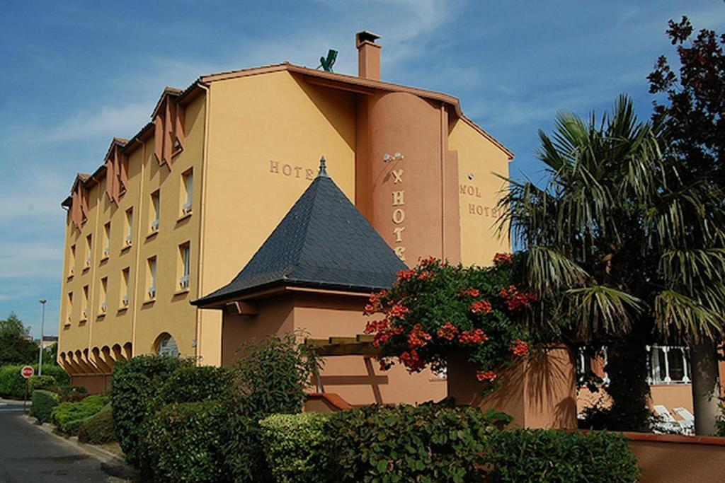 Cevenol Hotel Millau Exterior photo